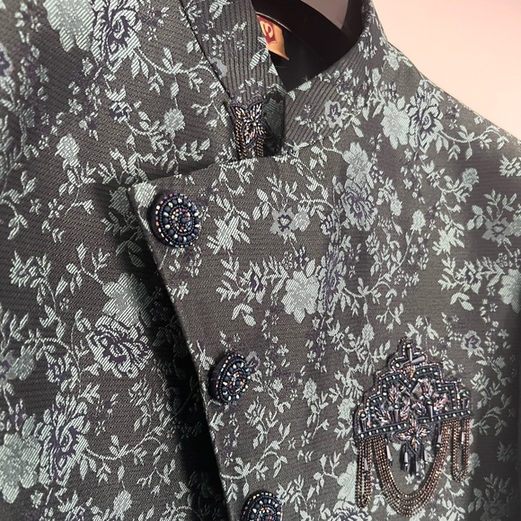 Do not need anymore. Nice blue Manyavar sherawani . - Picture 7 of 9